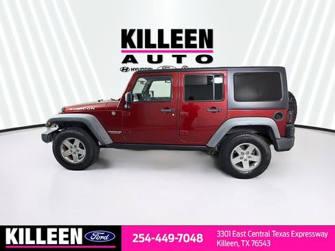 Used 2011 Jeep Wrangler Unlimited Rubicon w/ Connectivity Group AWD/4WD image 4