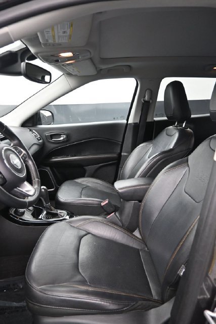 Used 2019 Jeep Compass Limited w/ Advanced Safety Group AWD/4WD image 10
