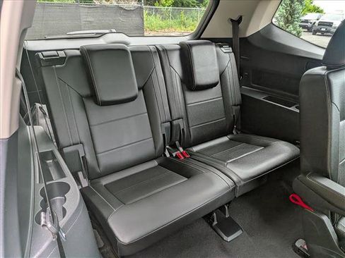 Used 2023 Volkswagen Atlas SE AWD/4WD image 17