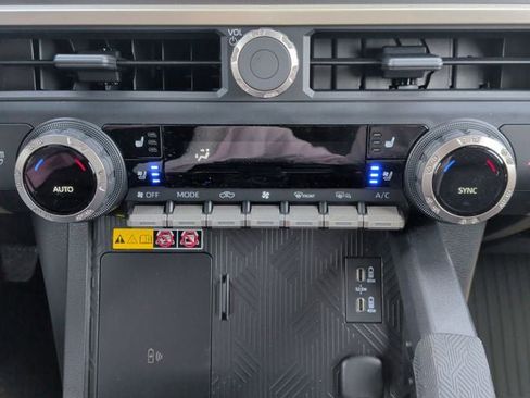 New 2026 Toyota Tacoma TRD Off-Road AWD/4WD image 19