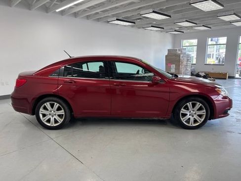 Used 2013 Chrysler 200 LX FWD image 13