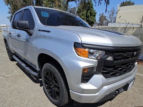 Used 2022 Chevrolet Silverado 1500 Custom w/ Rally Edition RWD image 2