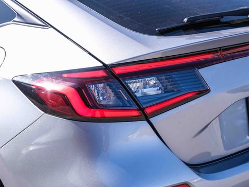 Used 2022 Honda Civic Sport image 7