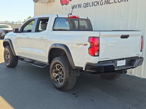 Used 2024 Chevrolet Colorado ZR2 w/ Technology Package image 5