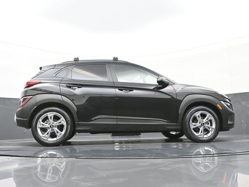 Certified 2022 Hyundai Kona SEL w/ Convenience Package image 45