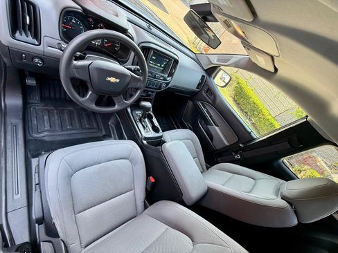 Used 2018 Chevrolet Colorado W/T RWD image 14