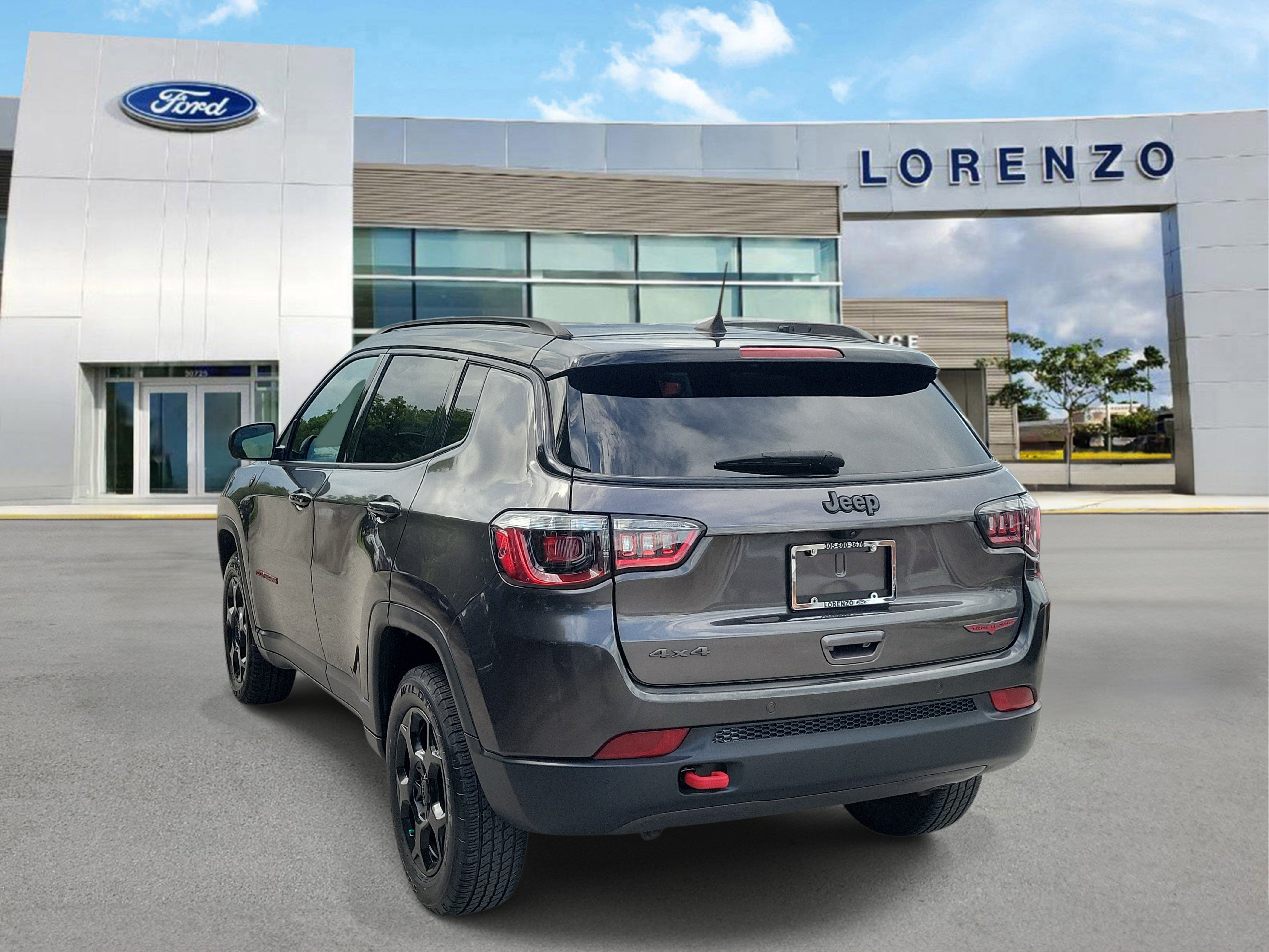 Used 2023 Jeep Compass Trailhawk AWD/4WD image 7