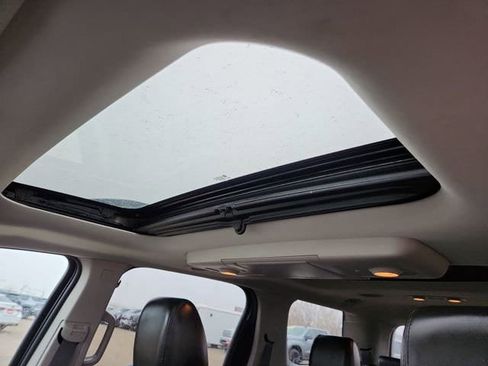 Used 2012 GMC Acadia SLT image 17