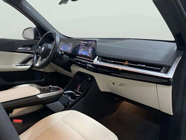 Used 2026 BMW X1 xDrive28i AWD/4WD image 24
