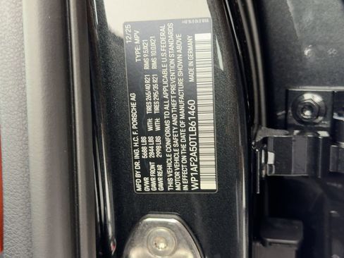 New 2026 Porsche Macan GTS image 21