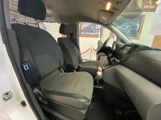 Used 2020 Nissan NV200 S FWD image 16