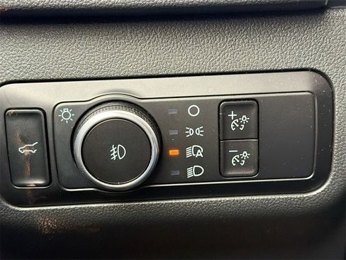 Used 2023 Ford Escape Platinum image 10