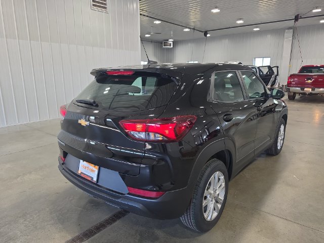 Used 2023 Chevrolet TrailBlazer LS FWD image 8