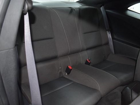 Used 2015 Chevrolet Camaro LT w/ 1LT Preferred Package RWD image 23