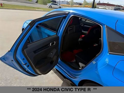 Used 2024 Honda Civic Type R image 13