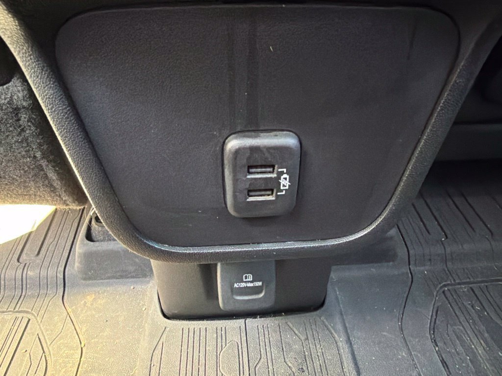 Used 2022 GMC Terrain SLT w/ Elevation Edition FWD image 25