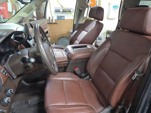Used 2020 Chevrolet Tahoe Premier AWD/4WD image 15