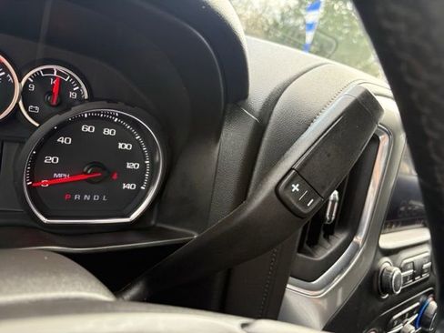 Used 2021 Chevrolet Silverado 1500 LT Trail Boss w/ Convenience Package II image 21