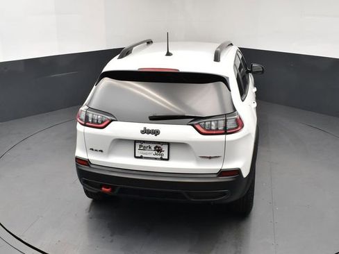 Used 2022 Jeep Cherokee Trailhawk w/ Sound & Nav Group AWD/4WD image 17
