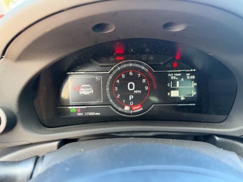 Used 2023 Toyota GR86 w/ ALL Weather Mat Package (TMS) RWD image 11