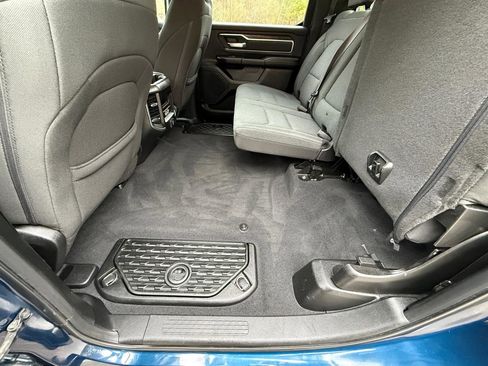 Used 2019 RAM 1500 Big Horn AWD/4WD image 25