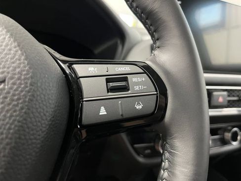 New 2026 Honda HR-V EX-L image 18