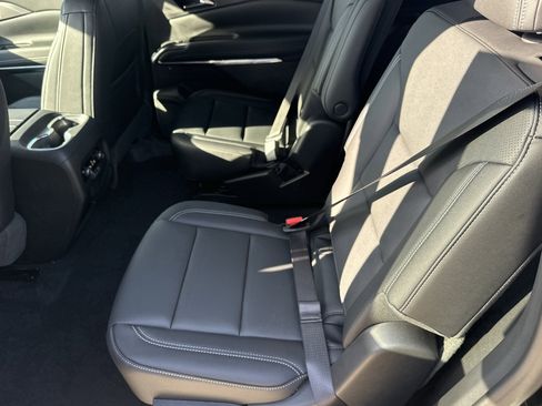 New 2026 Chevrolet Equinox EV LT image 12