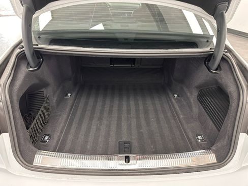 Used 2020 Audi S8 L w/ Full Leather Package image 43