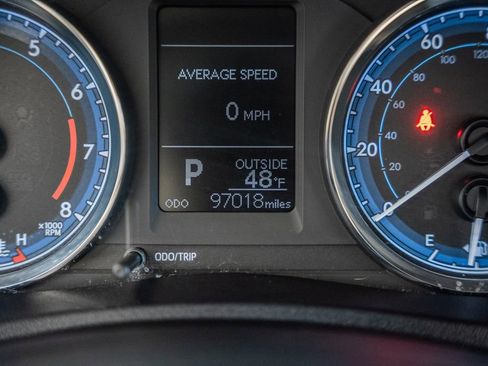 Used 2019 Toyota Corolla LE image 35