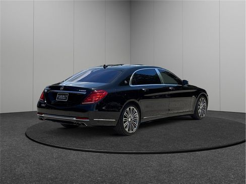 Used 2016 Mercedes-Benz Maybach S 600 image 9