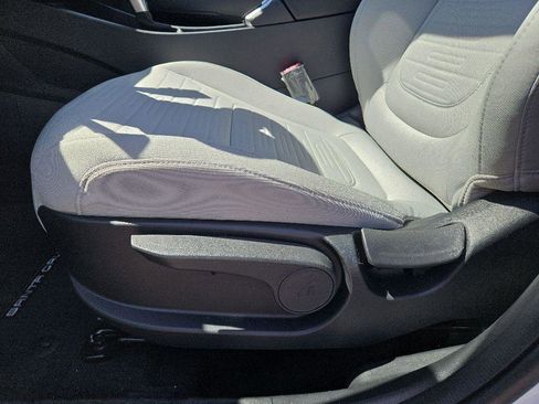 New 2026 Hyundai Santa Cruz SE AWD/4WD image 17