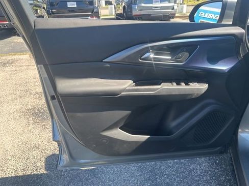 New 2026 Chevrolet Equinox EV LT image 11