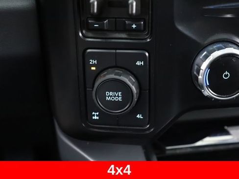 Used 2025 Ford F350 Lariat w/ Black Appearance Package AWD/4WD image 25