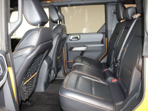 Used 2021 Ford Bronco Badlands image 27