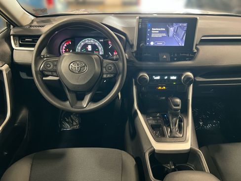 Used 2023 Toyota RAV4 LE FWD image 23