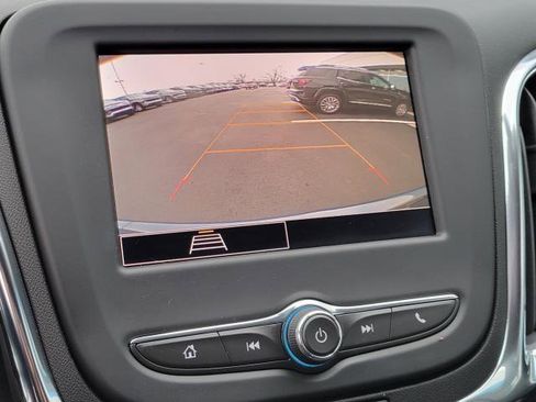 Used 2024 Chevrolet Equinox LT w/ LPO, Floor Liner Package image 18