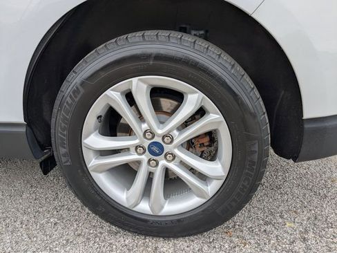 Used 2020 Ford Edge SEL w/ Convenience Package AWD/4WD image 19