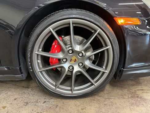 Used 2009 Porsche 911 Carrera 4S AWD/4WD image 24
