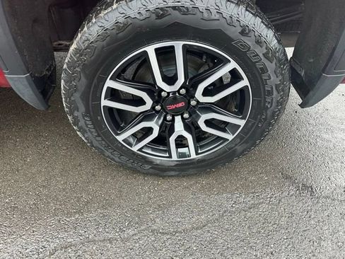 Used 2019 GMC Sierra 1500 AT4 w/ AT4 Premium Package AWD/4WD image 13