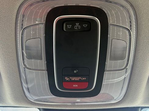 Used 2023 Hyundai Elantra SEL w/ Convenience Package image 27