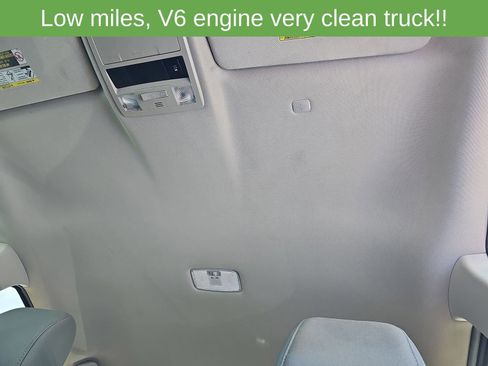 Used 2019 Toyota Tacoma SR5 RWD image 28