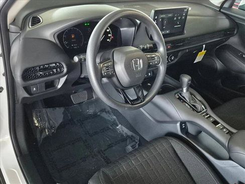 Used 2027 Honda HR-V LX image 10