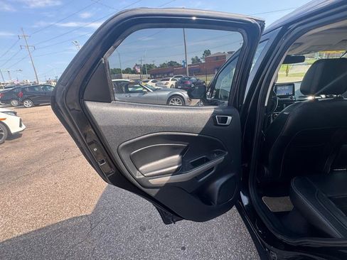 Used 2018 Ford EcoSport Titanium AWD/4WD image 10