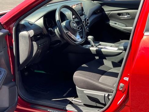 Certified 2022 Nissan Sentra SV image 11