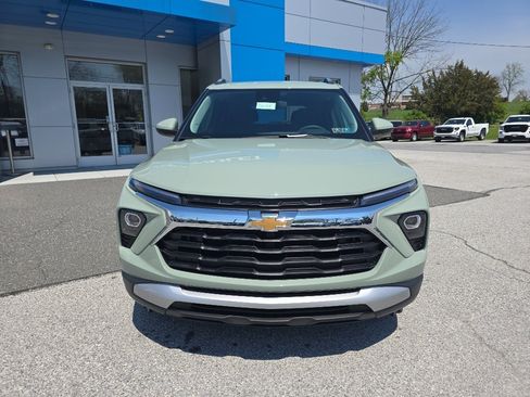 New 2026 Chevrolet TrailBlazer LT w/ LT Cold Weather Package AWD/4WD image 2