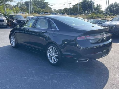 Used 2015 Lincoln MKZ w/ Equipment Group 101A Select FWD image 5