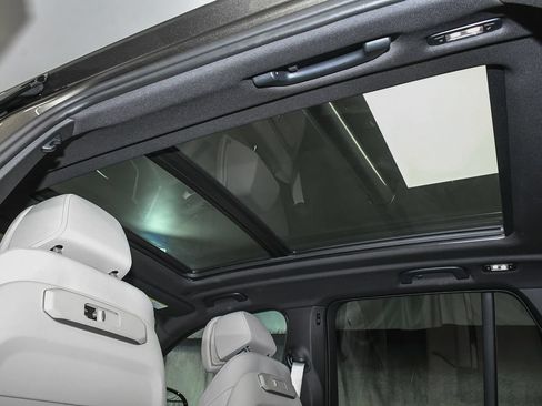 Used 2024 BMW X5 xDrive40i w/ M Sport Package AWD/4WD image 58