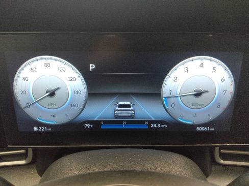 Used 2023 Hyundai Elantra SEL w/ Convenience Package FWD image 23