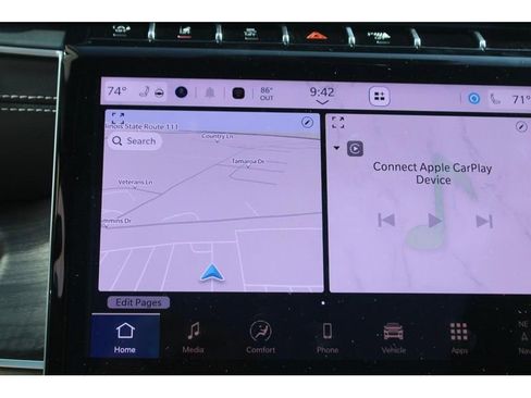 Used 2025 Jeep Grand Cherokee Limited w/ Luxury Tech Group II image 19