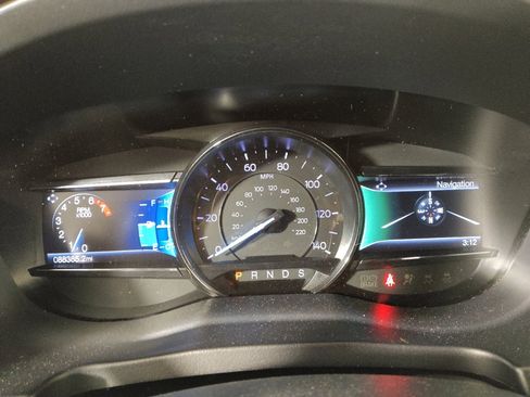 Used 2018 Ford Explorer Limited FWD image 23